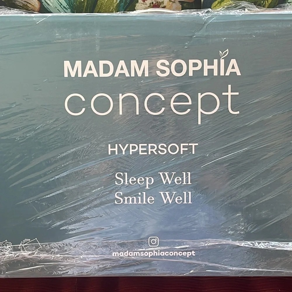 Brand New Shredded Memory Foam Pillow Adjustable Queen Hypersoft Microgel Fiber